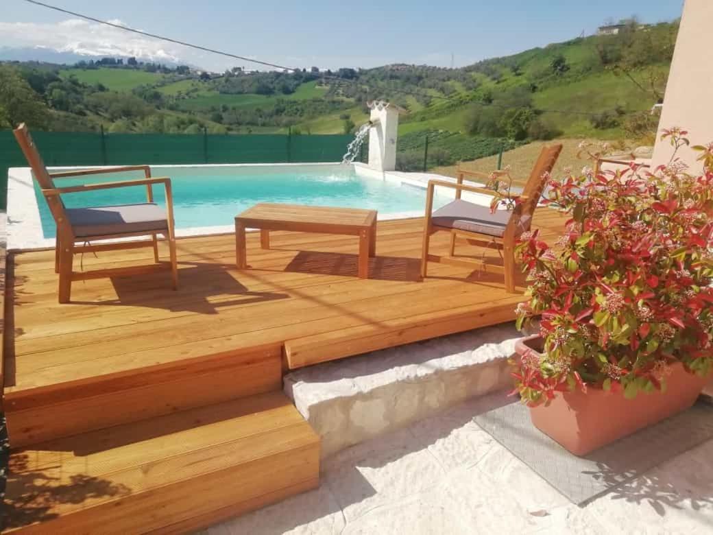 La Casa Del Nonno Bed and Breakfast Spoltore Εξωτερικό φωτογραφία