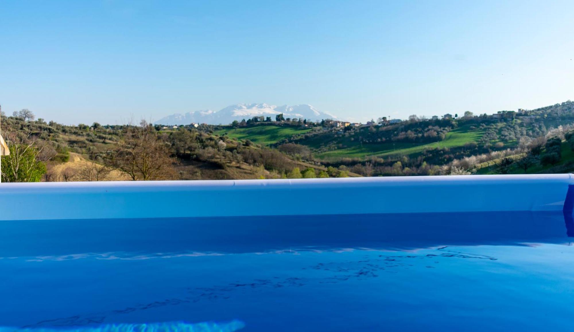 La Casa Del Nonno Bed and Breakfast Spoltore Εξωτερικό φωτογραφία